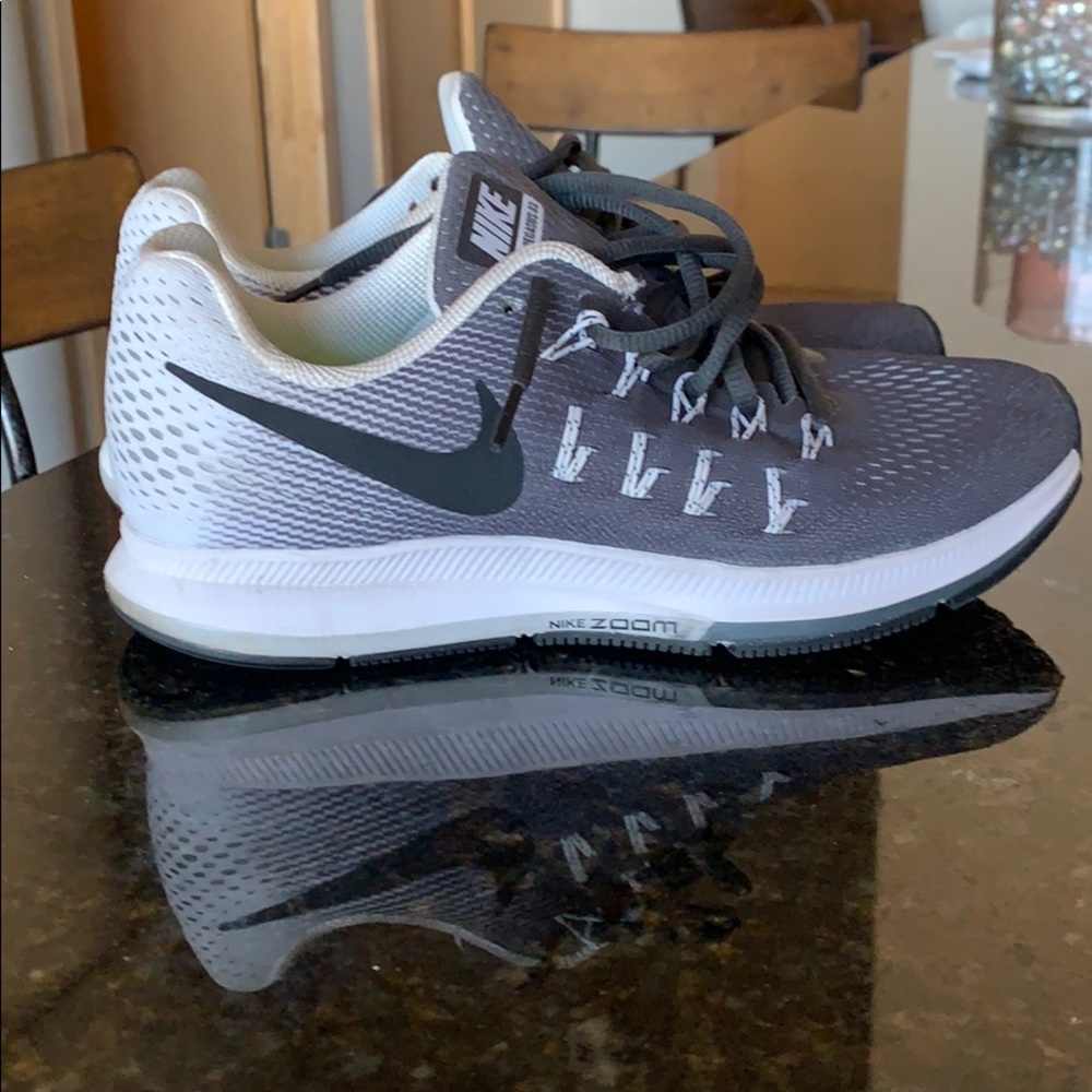 Nike Zoom Pegasus Tennis Shoe